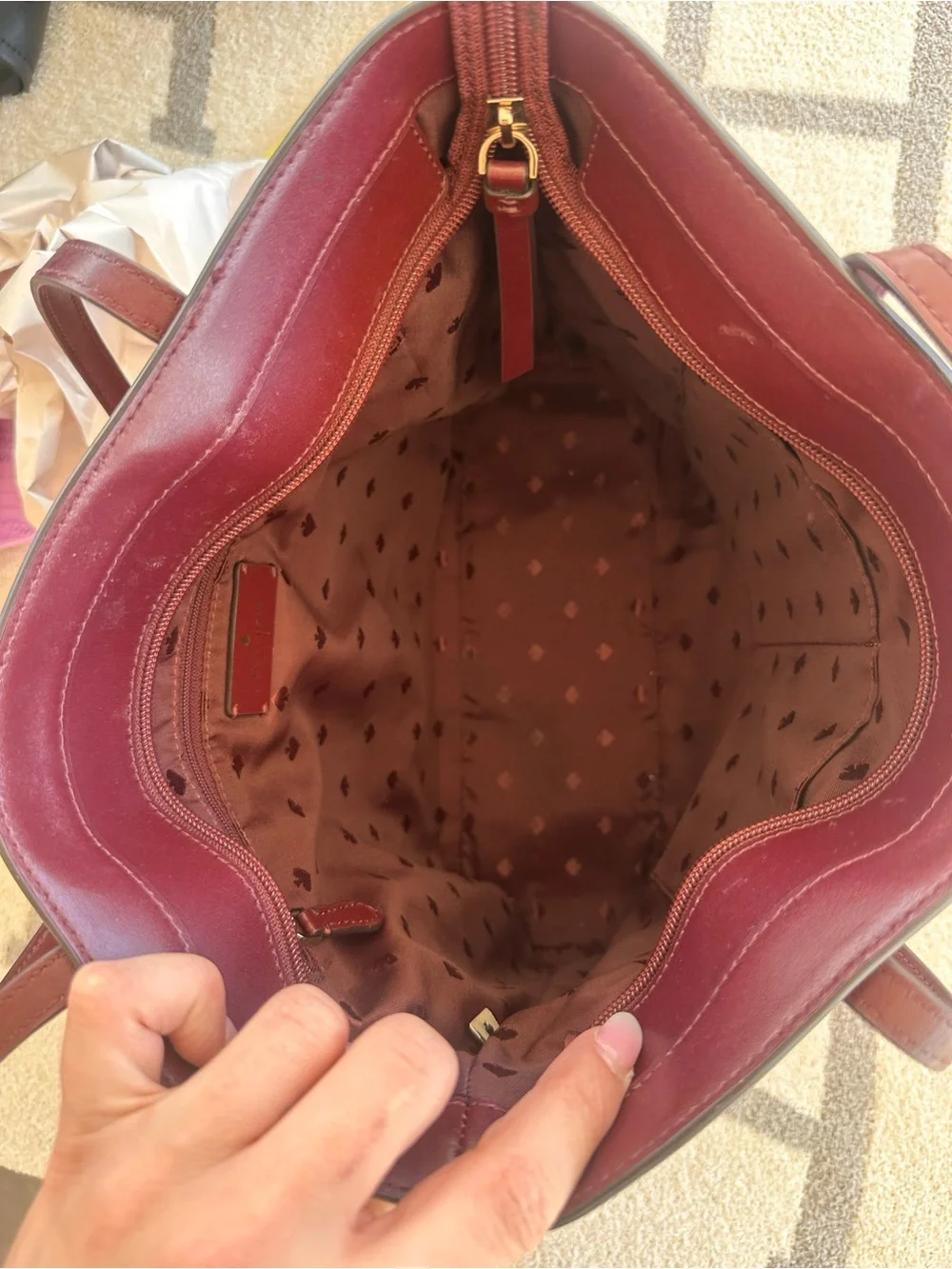 Kate spade Tote Bag in Burgundy and Cream